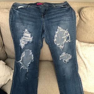 Women’s Ripped Jeans Size 16